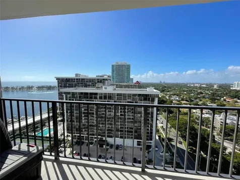 1901 Brickell Avenue Miami FL 33129