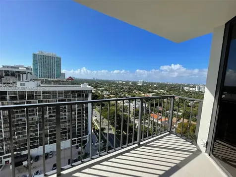 1901 Brickell Avenue Miami FL 33129