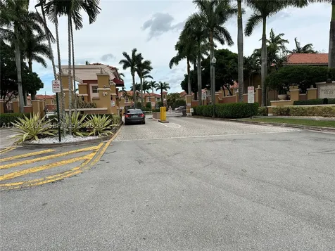 745 SW 107th Avenue Pembroke Pines FL 33025