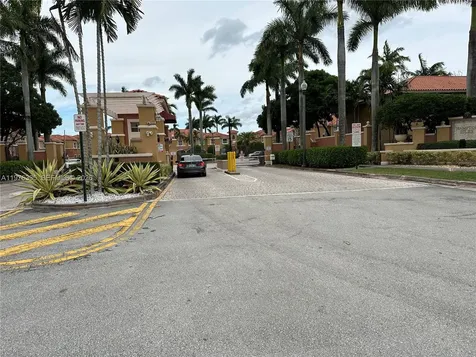 745 SW 107th Avenue Pembroke Pines FL 33025