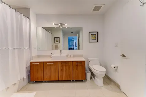 3301 NE 1st Avenue Miami FL 33137