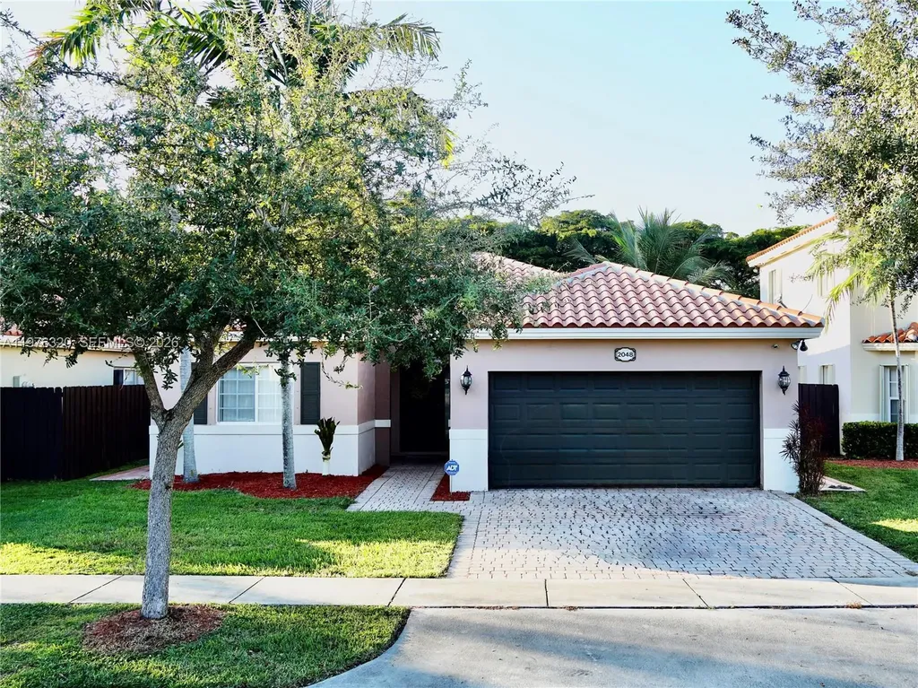 2048 NE 35th Avenue Homestead FL 33033