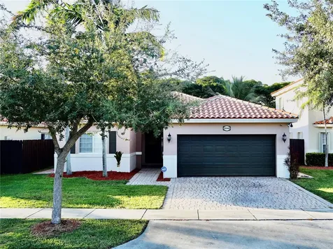 2048 NE 35th Avenue Homestead FL 33033