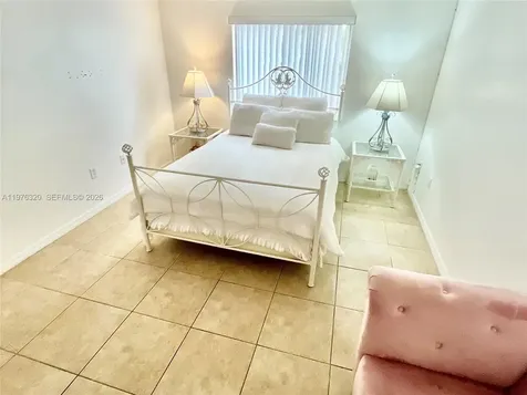 2048 NE 35th Avenue Homestead FL 33033