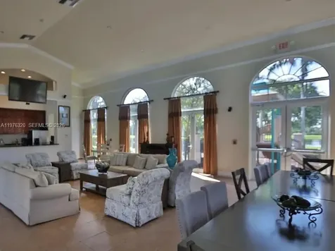 2048 NE 35th Avenue Homestead FL 33033