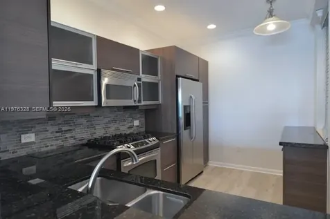 3020 NW 125th Avenue Sunrise FL 33323