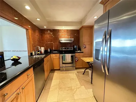 1600 S Ocean Drive Hollywood FL 33019