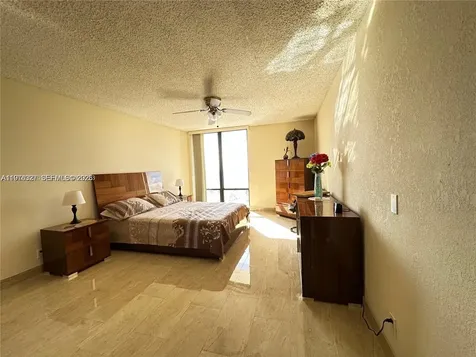1600 S Ocean Drive Hollywood FL 33019
