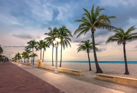 1600 S Ocean Drive Hollywood FL 33019