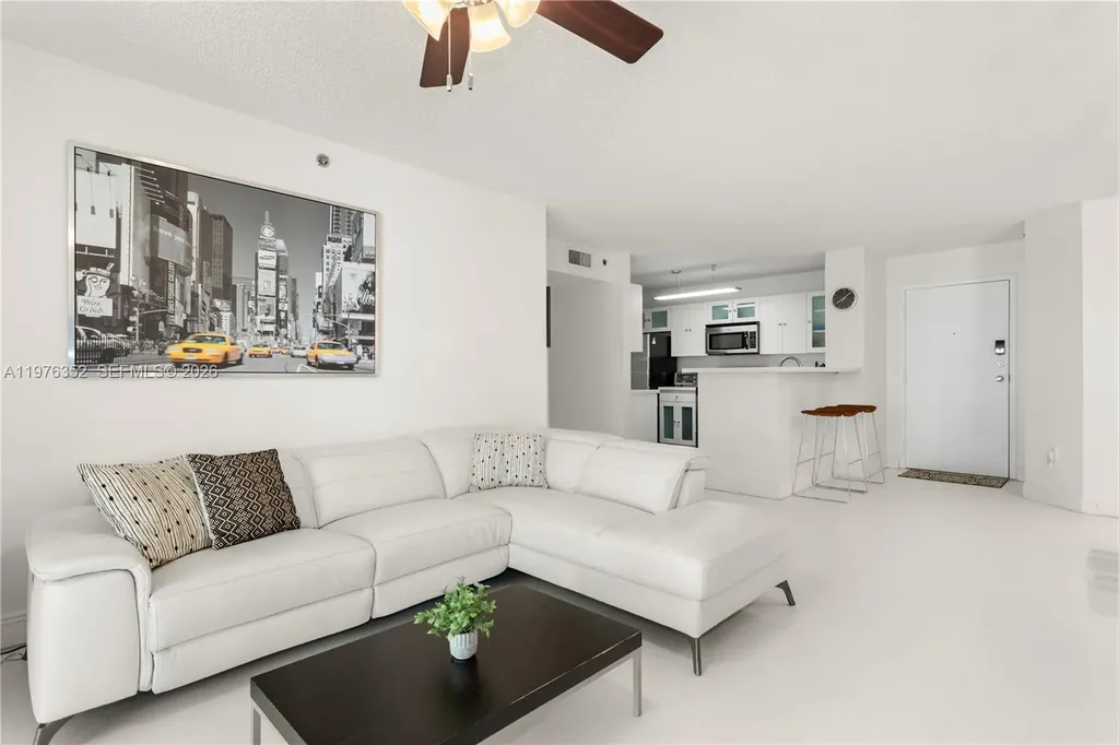 19555 E Country Club Drive Aventura FL 33180