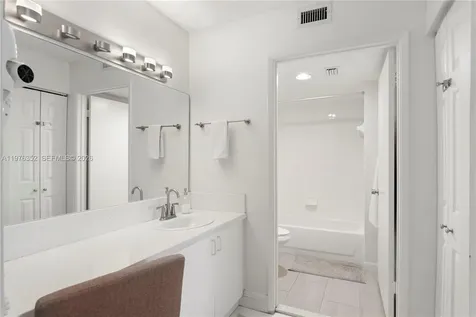 19555 E Country Club Drive Aventura FL 33180