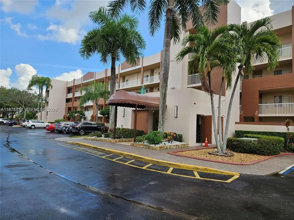 7730 Granville Drive Tamarac FL 33321