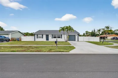 141 Eider Court Royal Palm Beach FL 33411