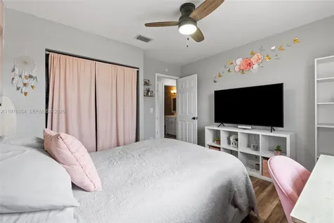 141 Eider Court Royal Palm Beach FL 33411