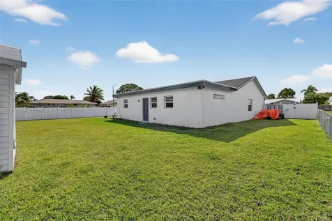 141 Eider Court Royal Palm Beach FL 33411