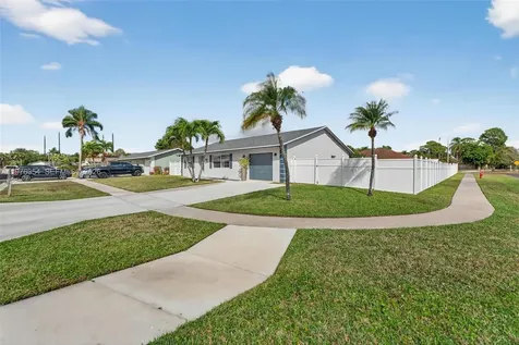 141 Eider Court Royal Palm Beach FL 33411