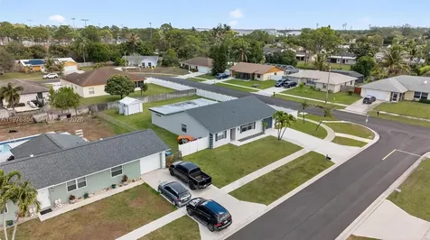 141 Eider Court Royal Palm Beach FL 33411