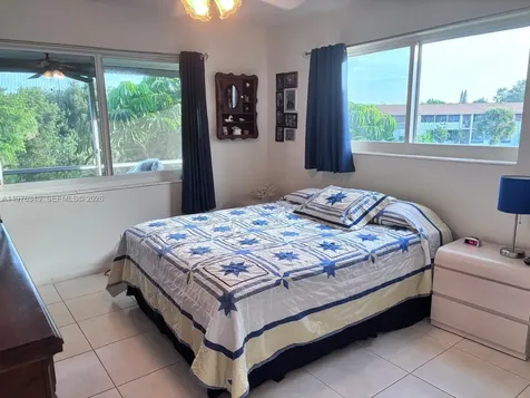 118 Northampton F West Palm Beach FL 33417