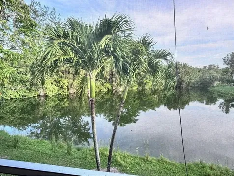 118 Northampton F West Palm Beach FL 33417