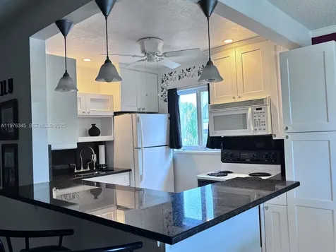 118 Northampton F West Palm Beach FL 33417