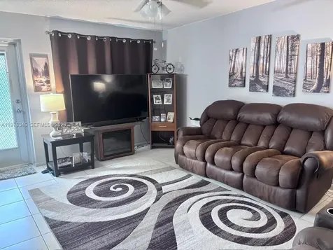 118 Northampton F West Palm Beach FL 33417
