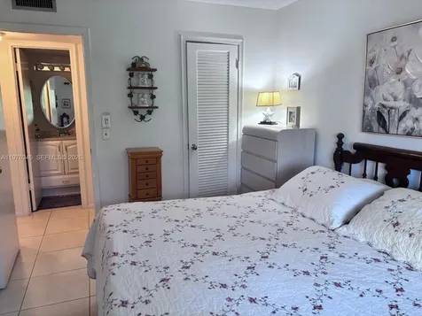 118 Northampton F West Palm Beach FL 33417