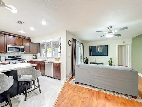 2913 Dolphin Drive Miramar FL 33025