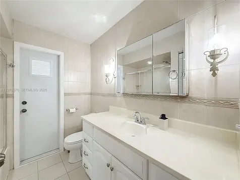 2913 Dolphin Drive Miramar FL 33025