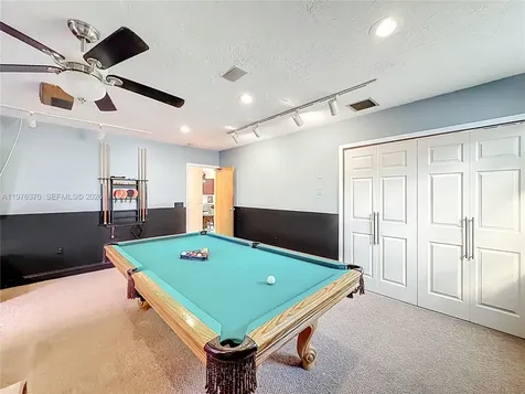 2913 Dolphin Drive Miramar FL 33025