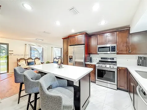 2913 Dolphin Drive Miramar FL 33025