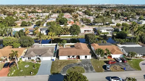 2913 Dolphin Drive Miramar FL 33025