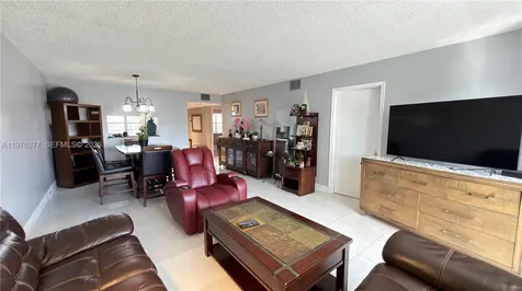 12500 SW 5th Court Pembroke Pines FL 33027
