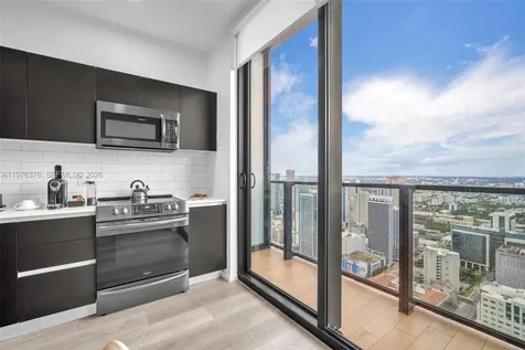 398 NE 5th Street Miami FL 33132