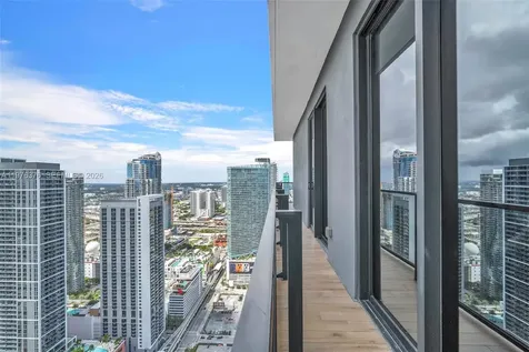 398 NE 5th Street Miami FL 33132