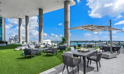 398 NE 5th Street Miami FL 33132