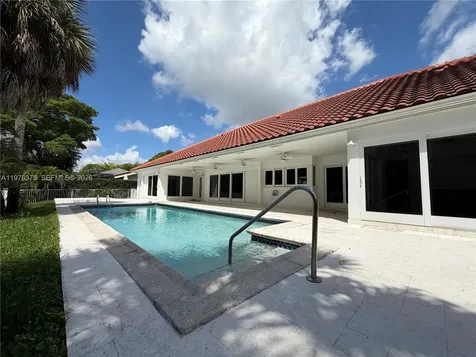 4934 NW 94th Doral Place Doral FL 33178