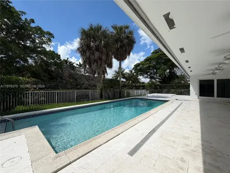 4934 NW 94th Doral Place Doral FL 33178