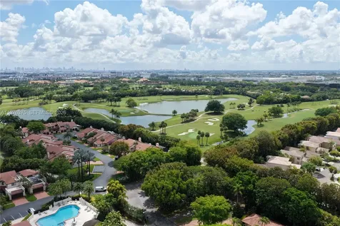4934 NW 94th Doral Place Doral FL 33178