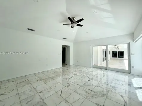 4934 NW 94th Doral Place Doral FL 33178