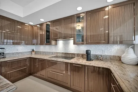 2700 N Ocean Drive Singer Island FL 33404