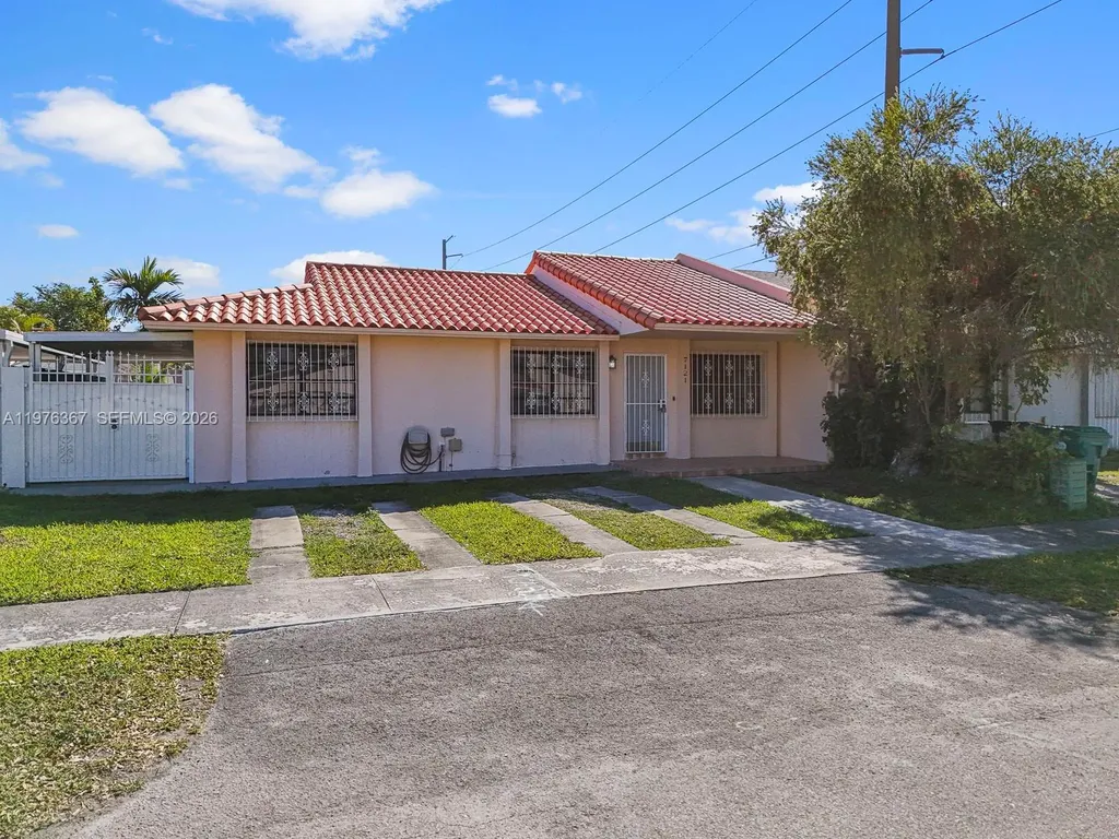 7121 SW 102nd Court Miami FL 33173
