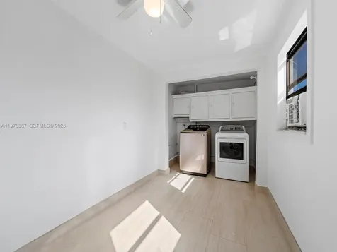 7121 SW 102nd Court Miami FL 33173
