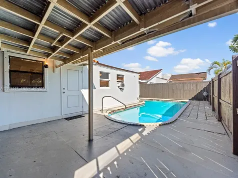 7121 SW 102nd Court Miami FL 33173