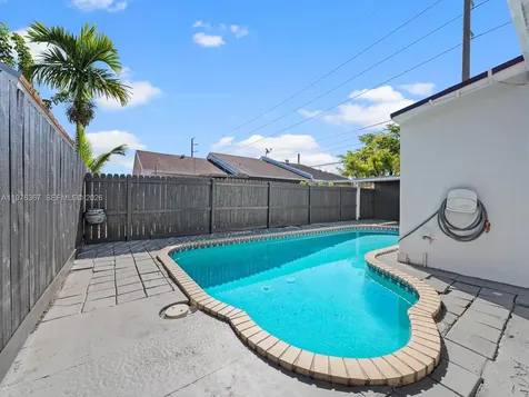 7121 SW 102nd Court Miami FL 33173