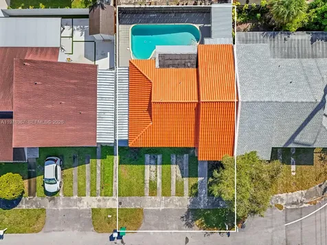 7121 SW 102nd Court Miami FL 33173
