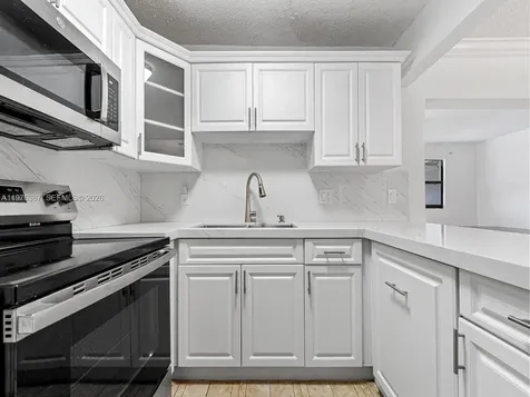 7121 SW 102nd Court Miami FL 33173