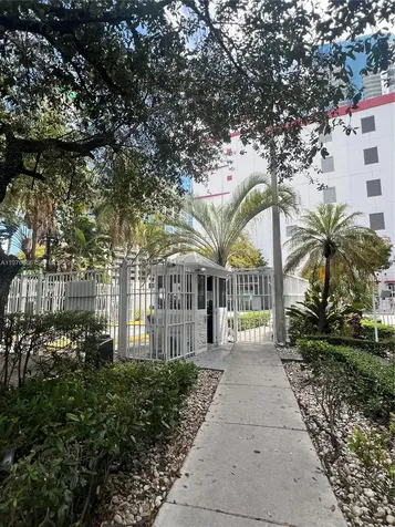 850 N Miami Avenue Miami FL 33136
