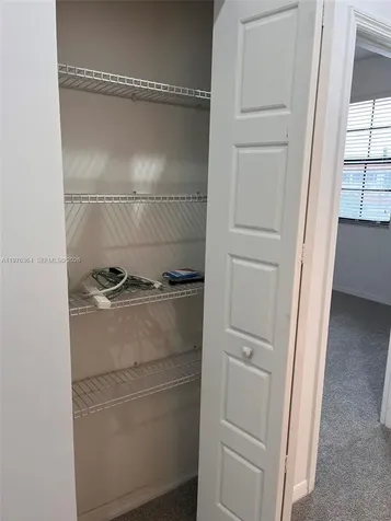 933 NE 191st Street Miami FL 33179