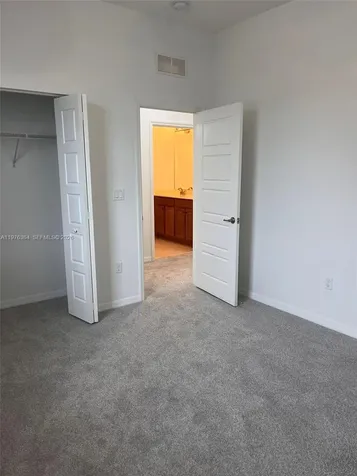 933 NE 191st Street Miami FL 33179