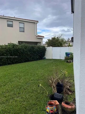 933 NE 191st Street Miami FL 33179